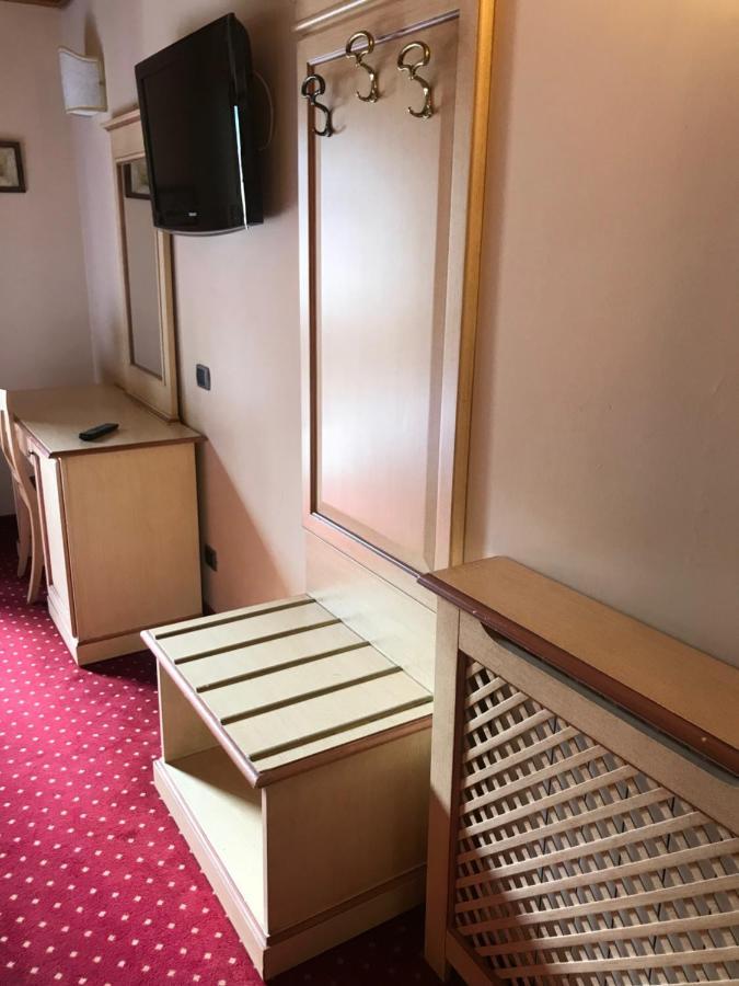 Hotel Bellavista Понте ди Леньо Екстериор снимка